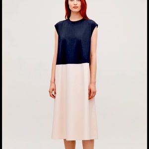 NWOT Cos contrast panel midi sleeveless dress